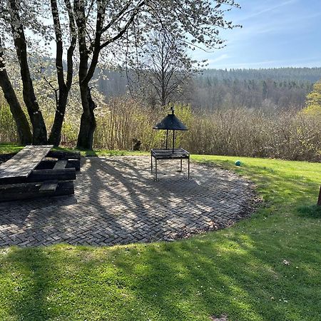 Natur Pur - Waldurlaub Im Tiny House Ronshausen エクステリア 写真