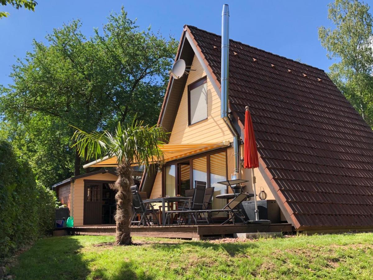 Natur Pur - Waldurlaub Im Tiny House Ronshausen エクステリア 写真